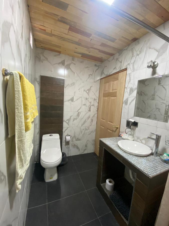 Rochivo Ranch Hotel *