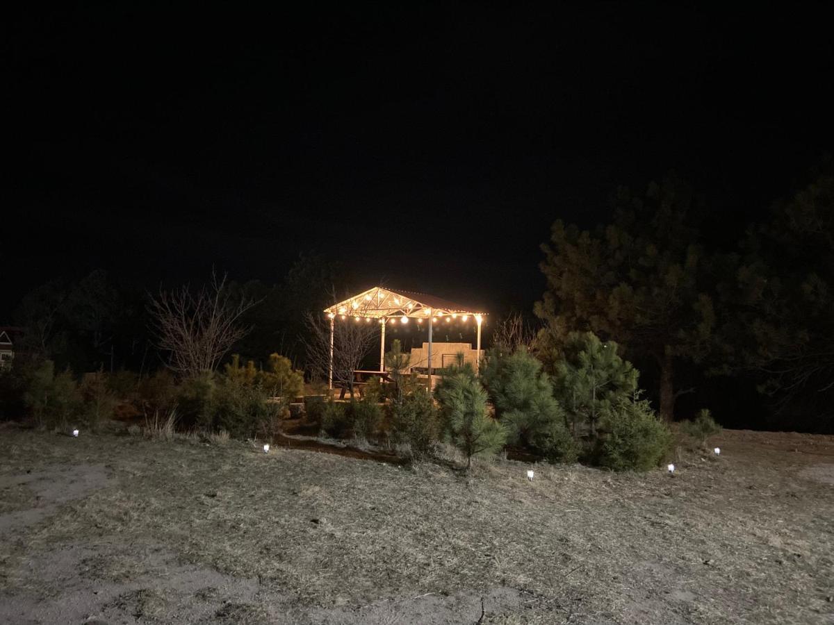 Hotel Rochivo Ranch *