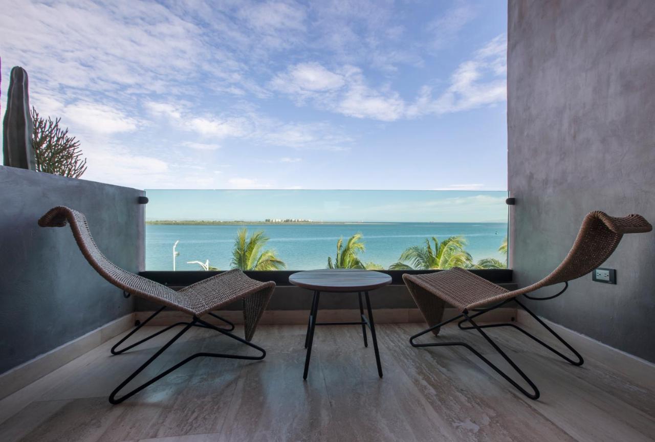 Malecon 1680 Hotel 4*