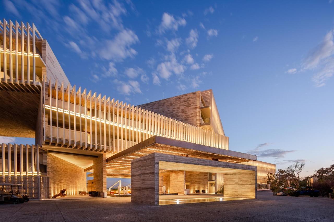 The Club At Solaz Luxury Resort