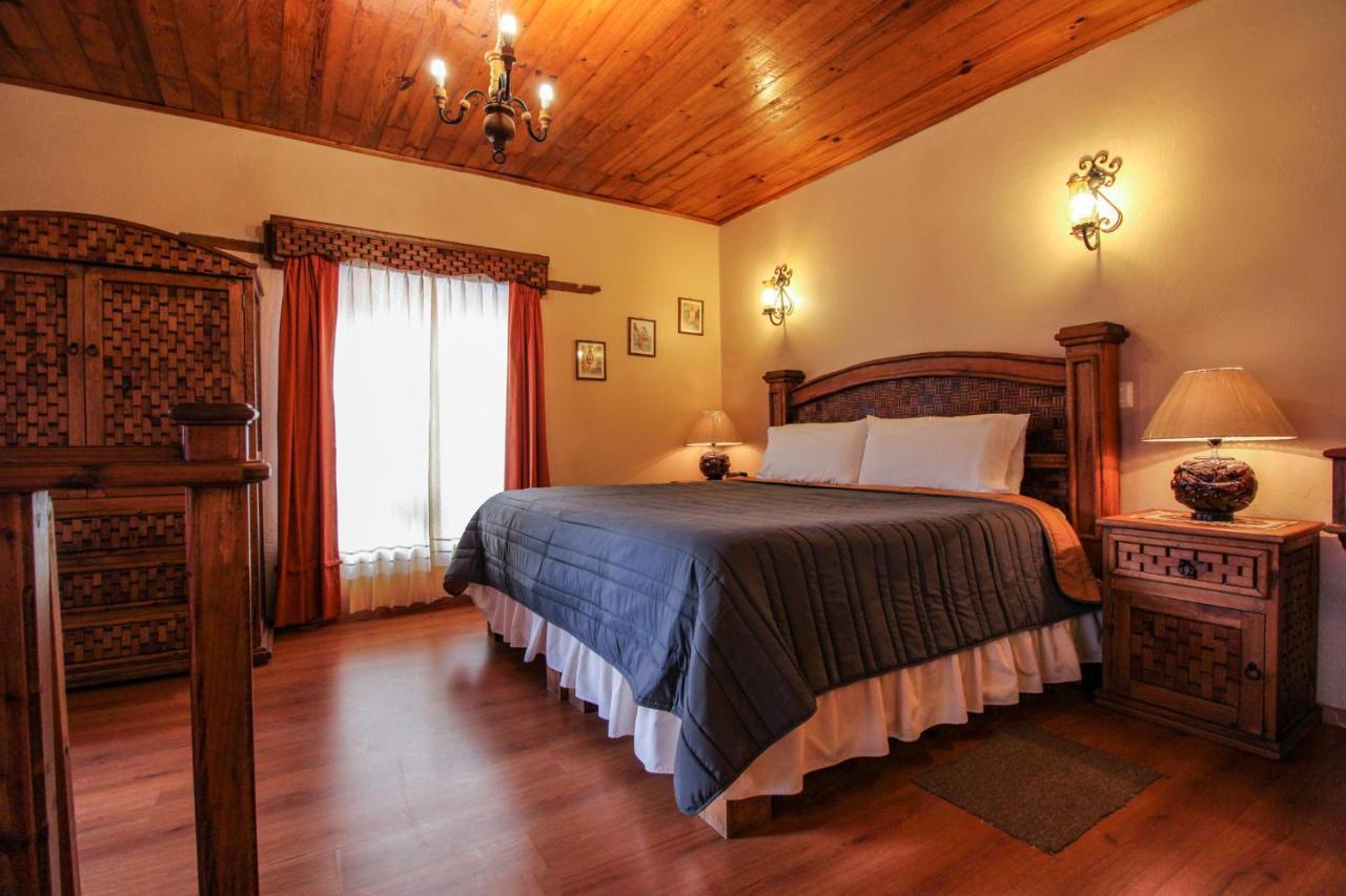 Hotel La Casa De Mama 3*
