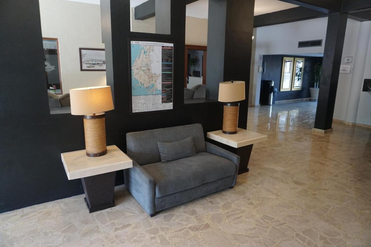 Hotel America Palacio 3*