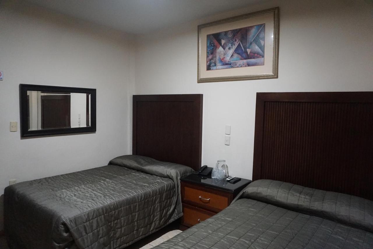America Centro Hotel 3*