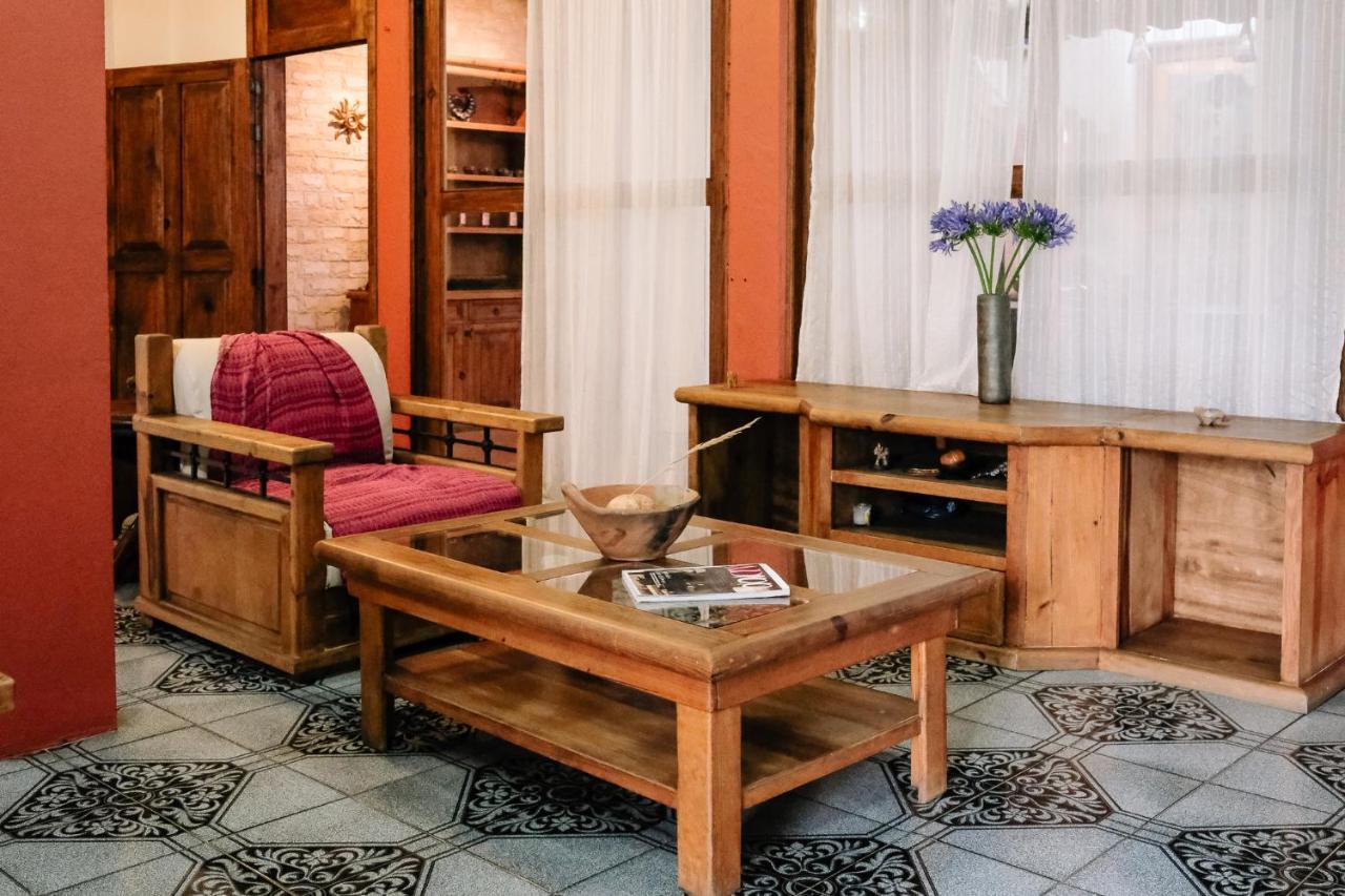 Sunshine House - Made By Artists Villa Oaxaca