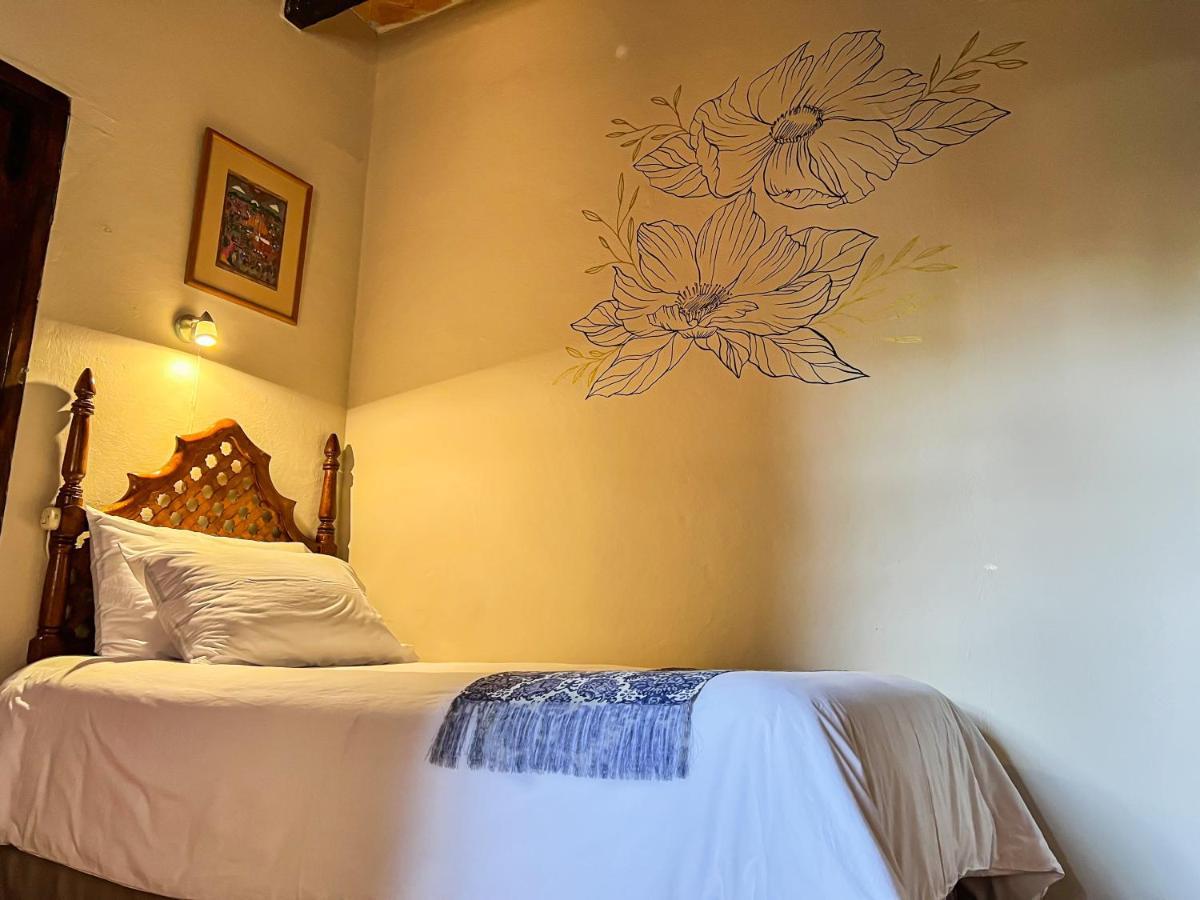 Hacienda De Flores 4*