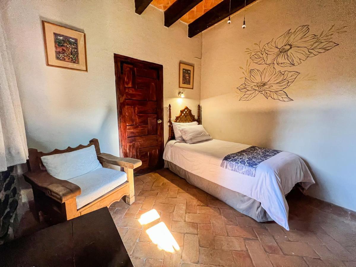 Hotel Hacienda De Flores