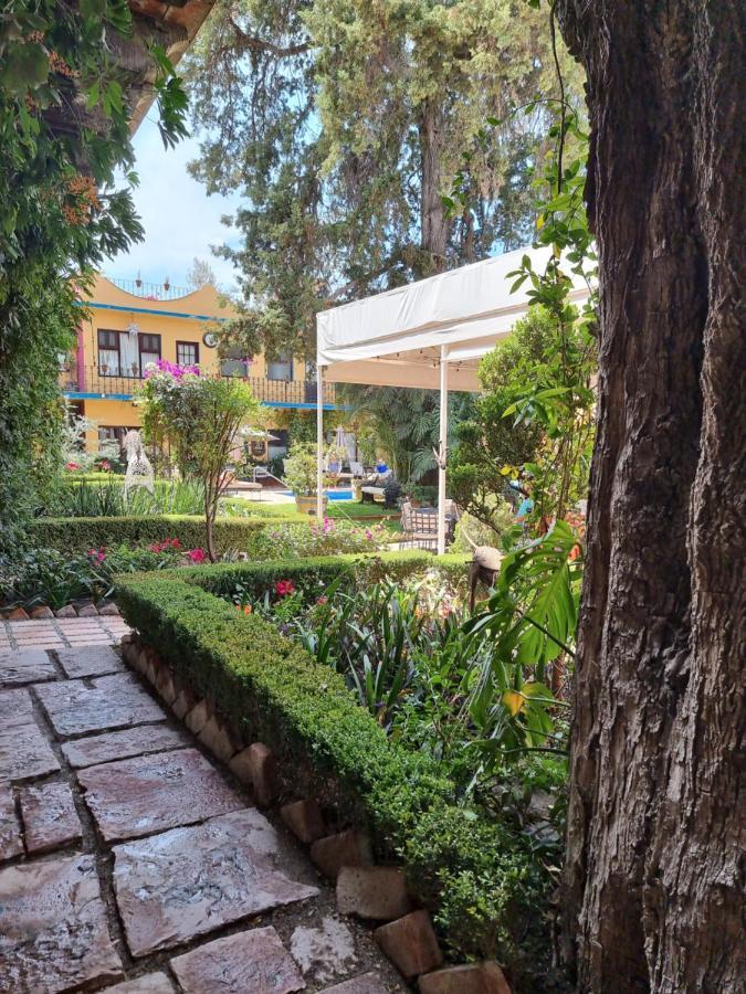 Hacienda De Flores 4*