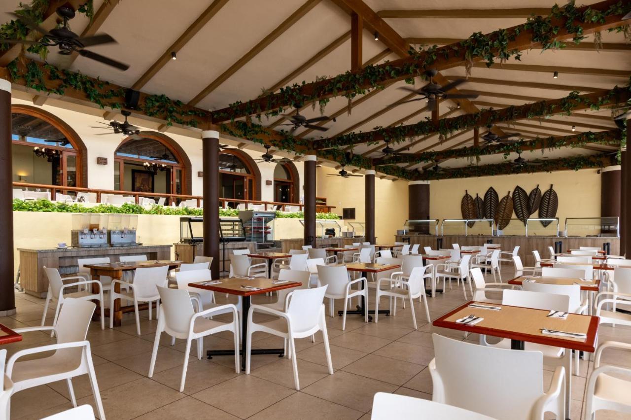 Hotel Costa De Oro