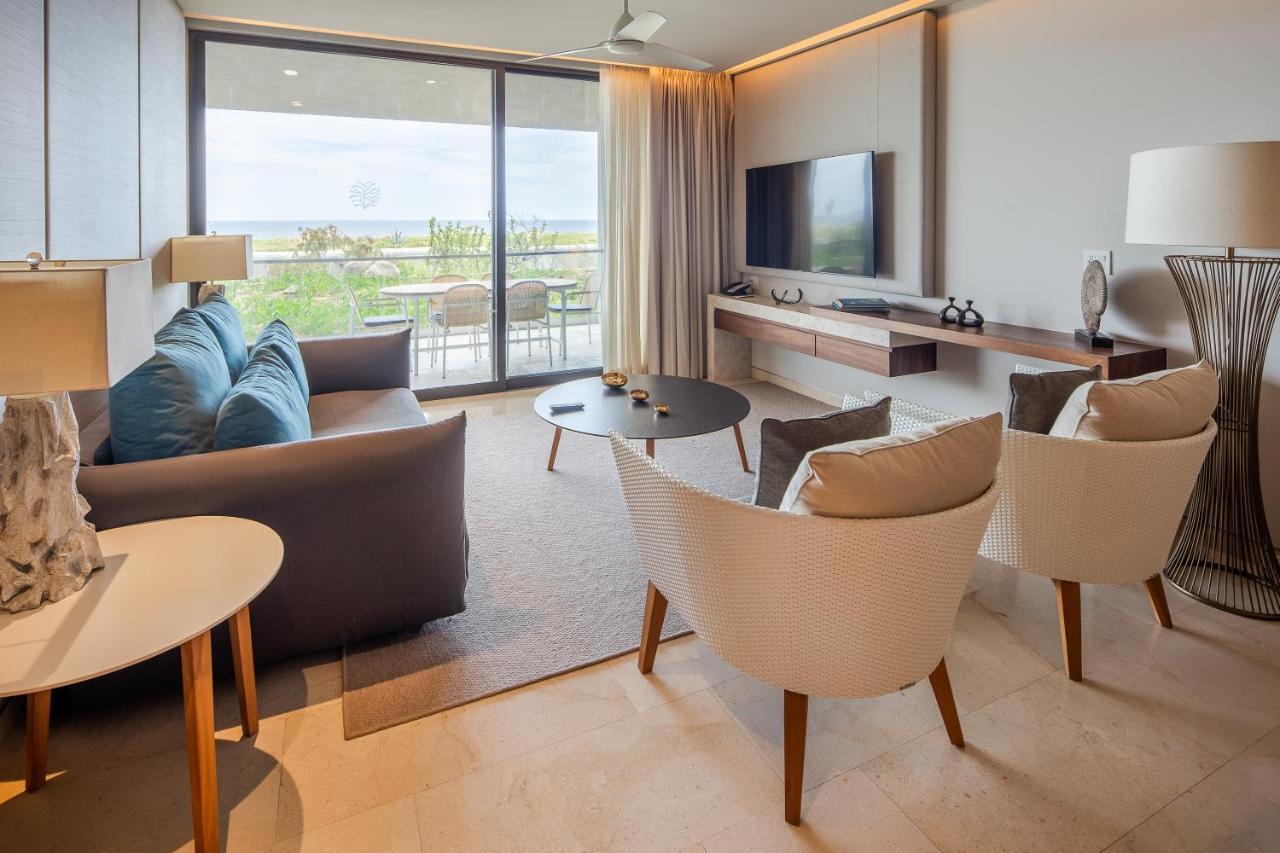 Resort The Club At Solaz Luxury