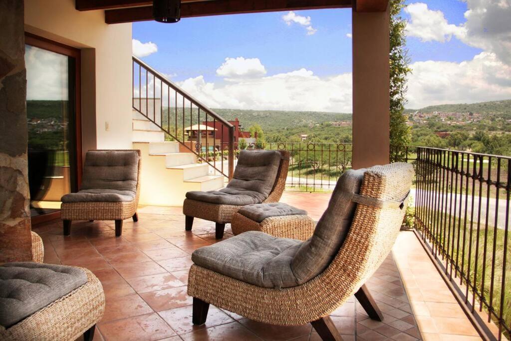 Villa Luxury In San Miguel At Its Best. *