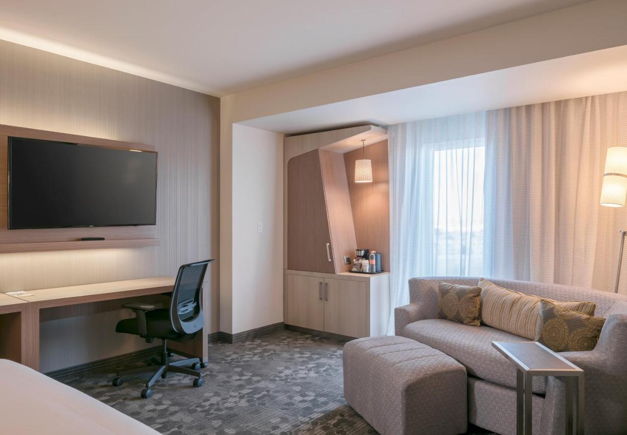 Courtyard By Marriott