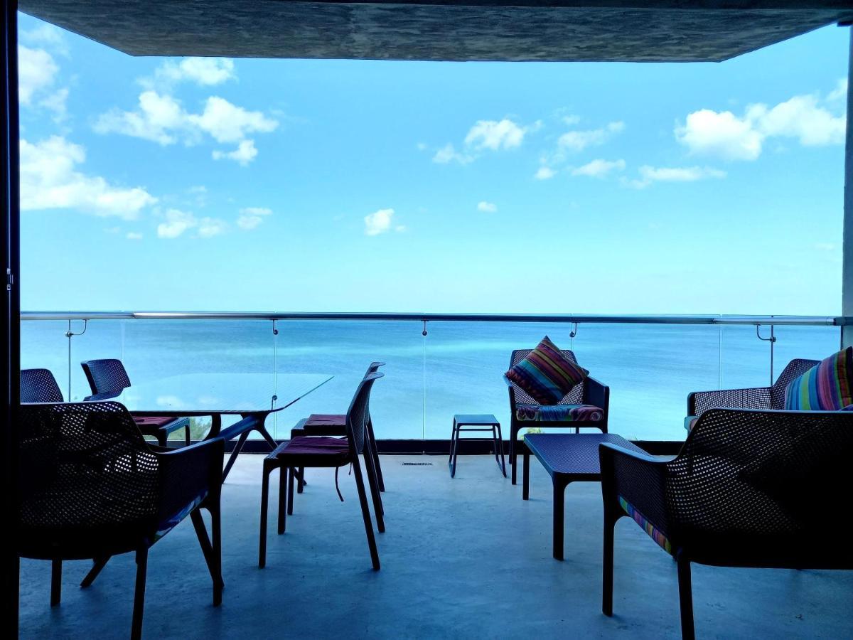 97984 Ocean Views From All The Bedrooms Of This Deluxe Beachfront Condo, Paradise Apartment *