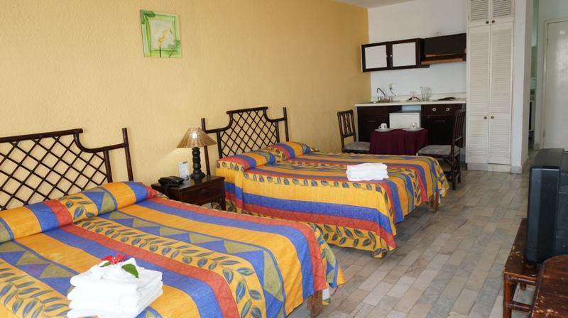 Las Perlas Aparthotel