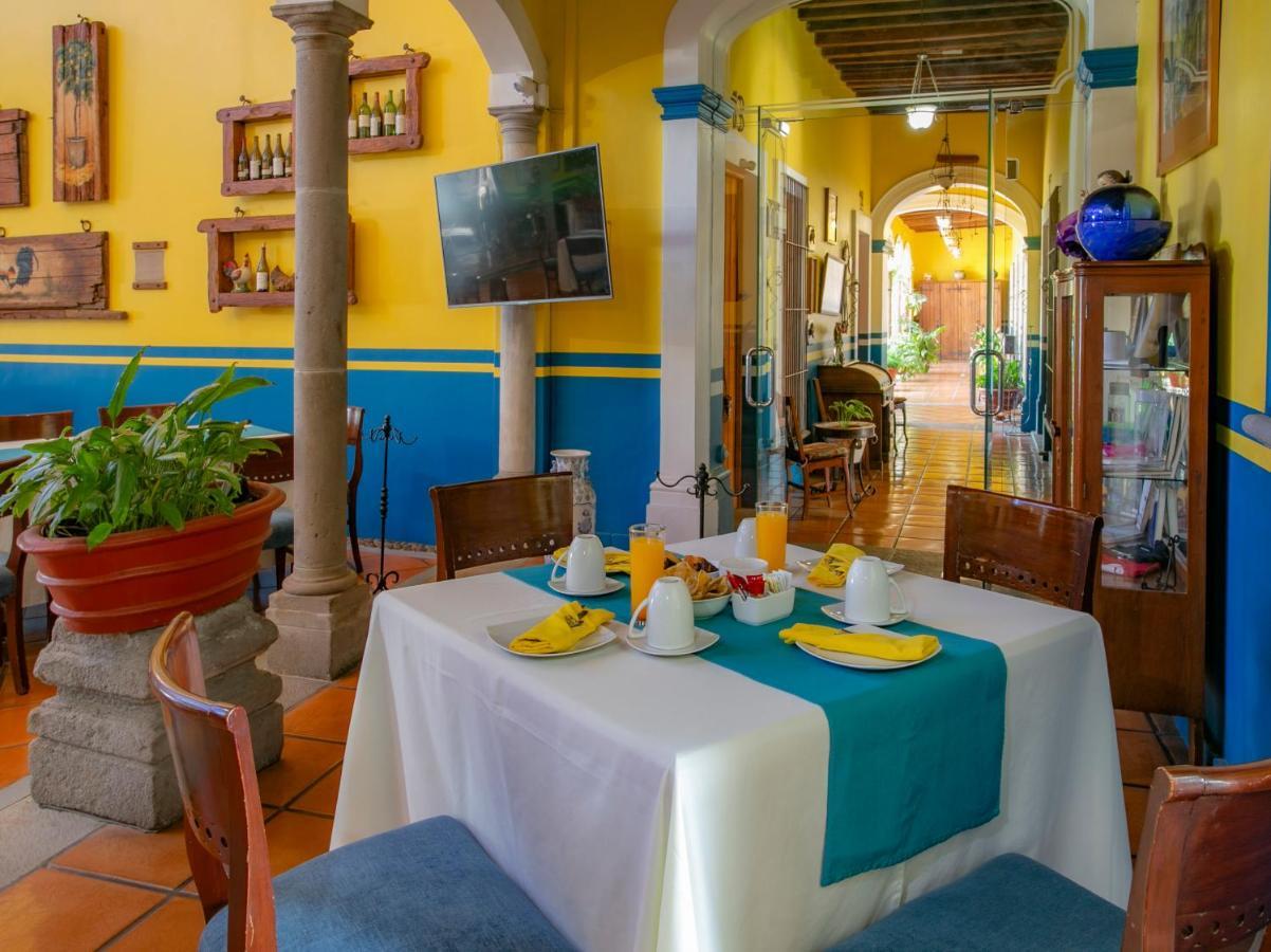 La Casa De Patios & Hotel 5*