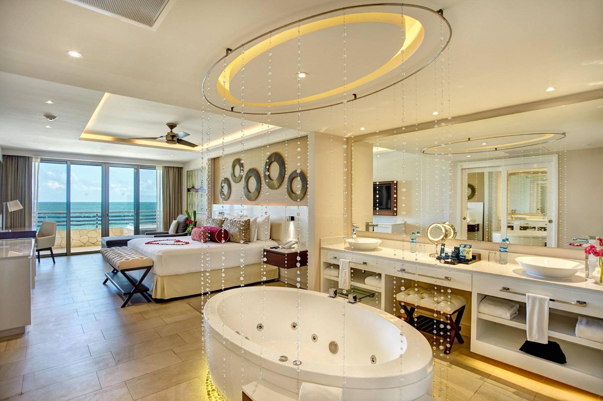 Hotel Hideaway At Royalton Riviera Cancun (Adults Only)