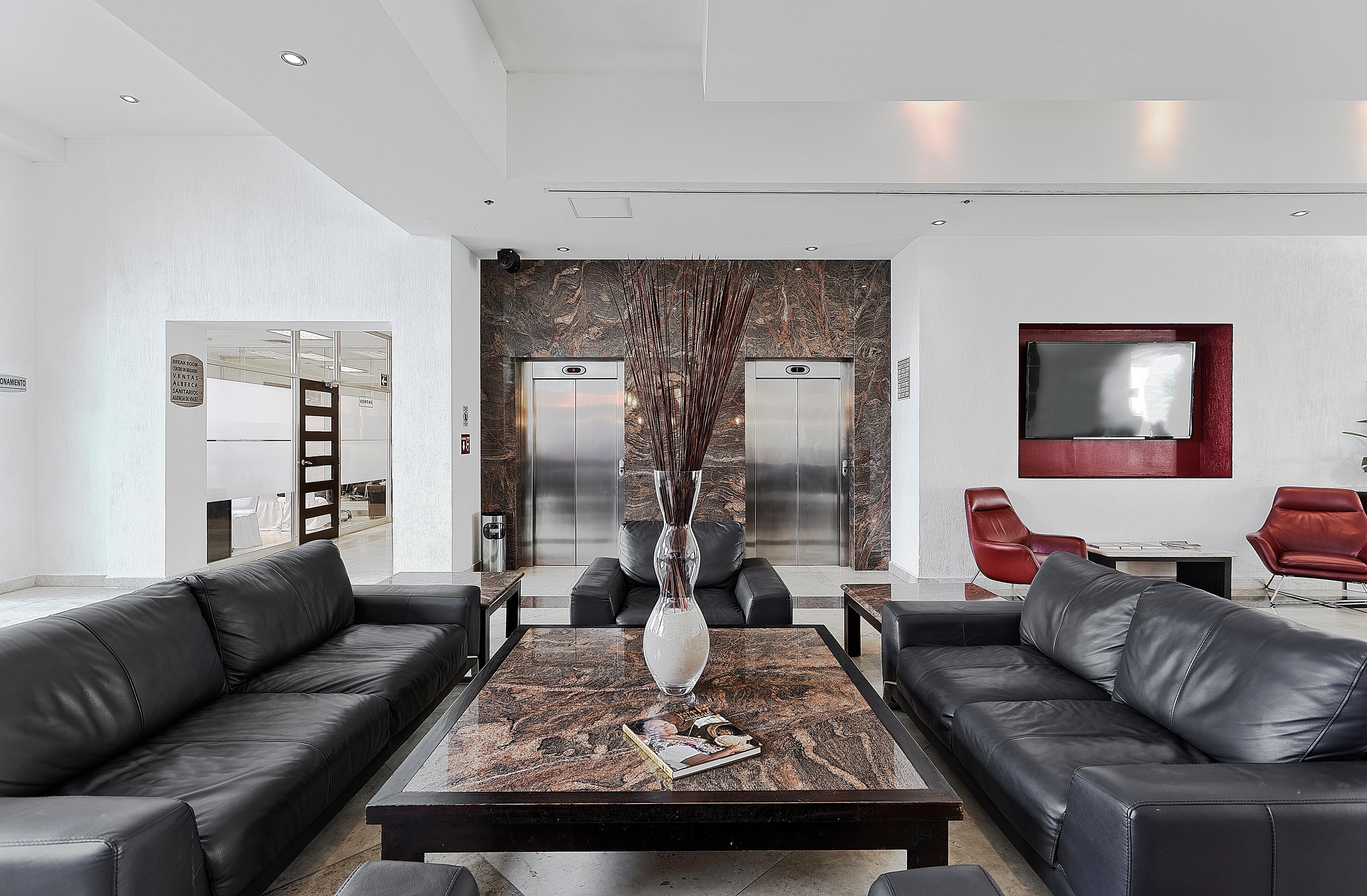 Hotel By Ihg 5*