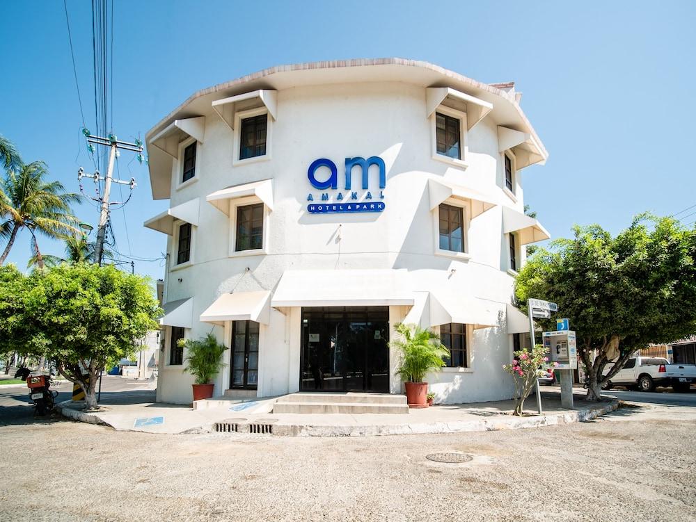 Am Amakal & Park Hotel 2*