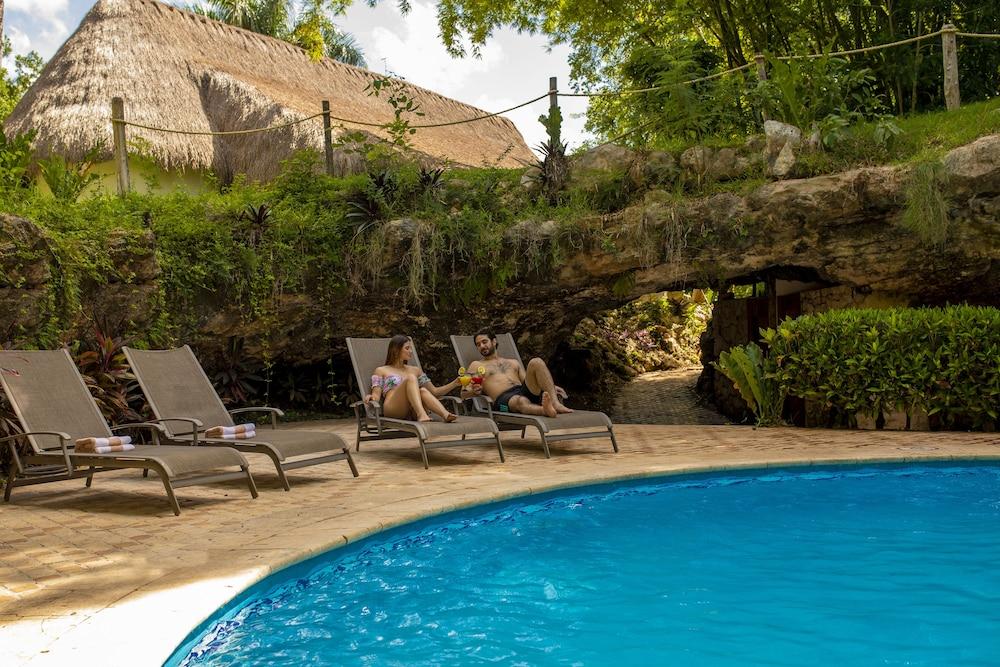 The At Lodge *