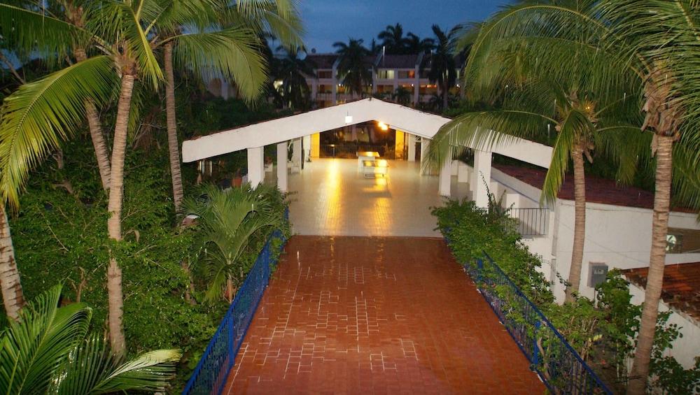 Paraiso 3*