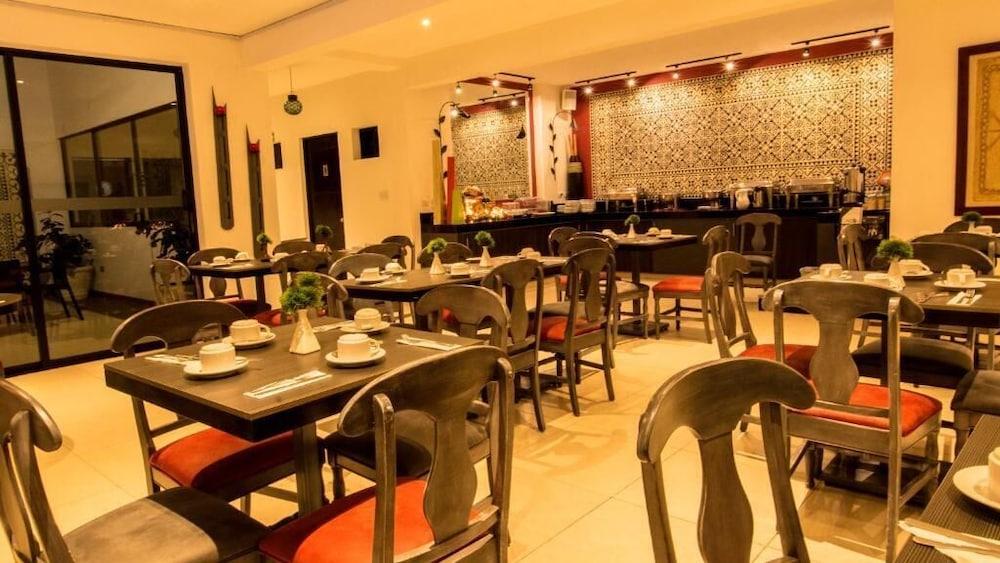 Maria Jose Hotel 3*