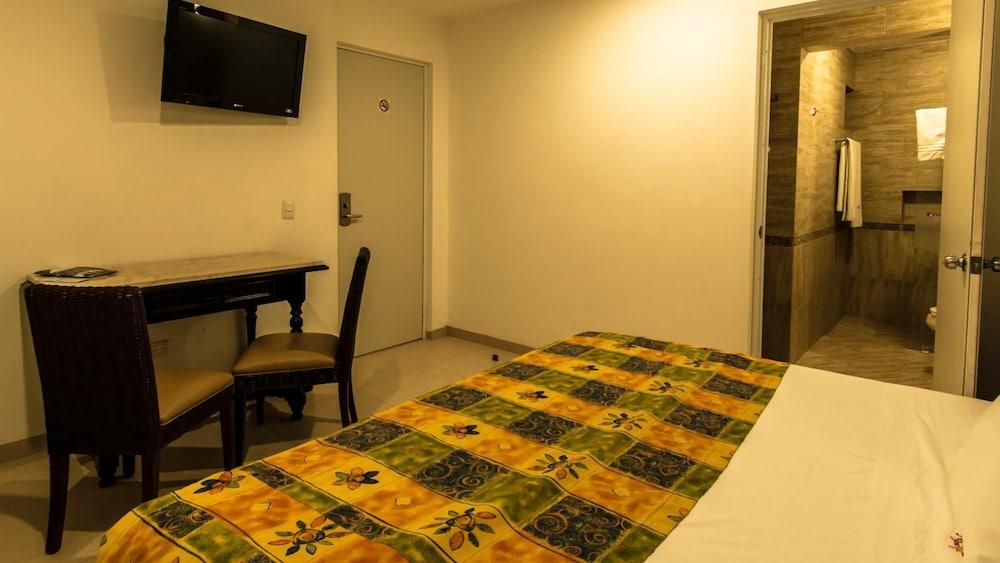 Maria Jose Hotel 3*