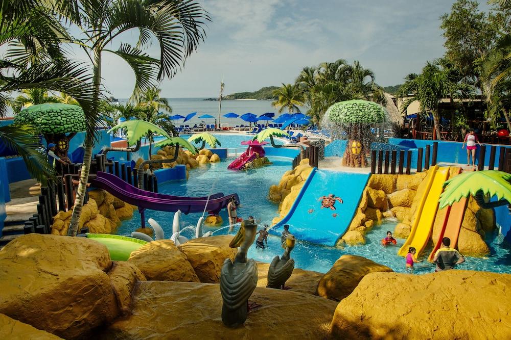 Azul Ixtapa 5*