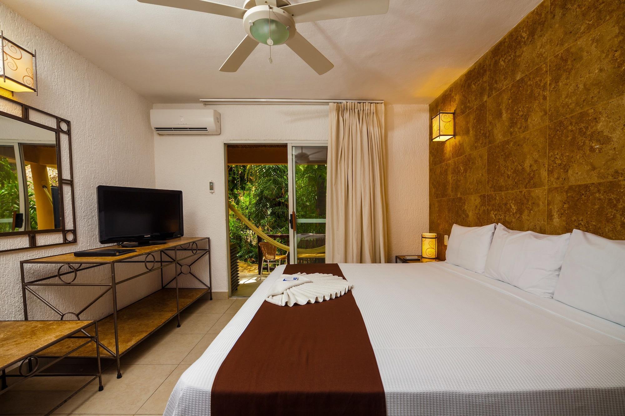 Tukan Playa del Carmen