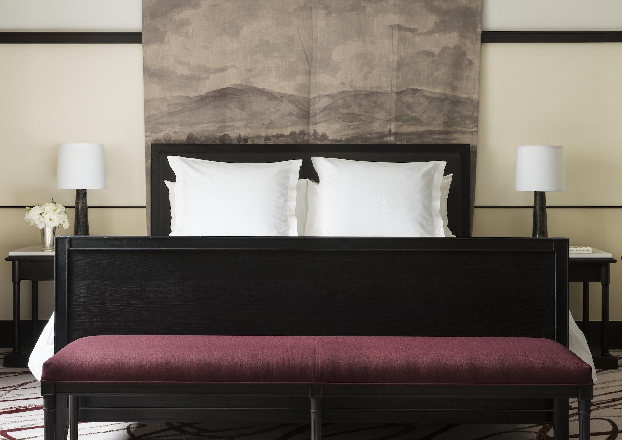 Four Seasons 5*