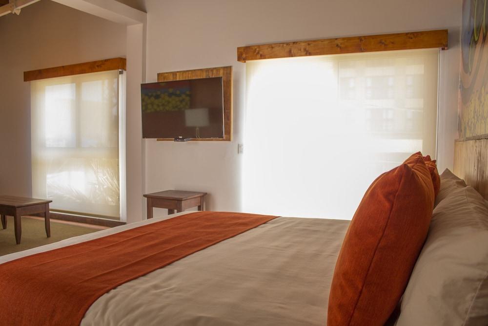Hotel Festival Plaza Playas 3*