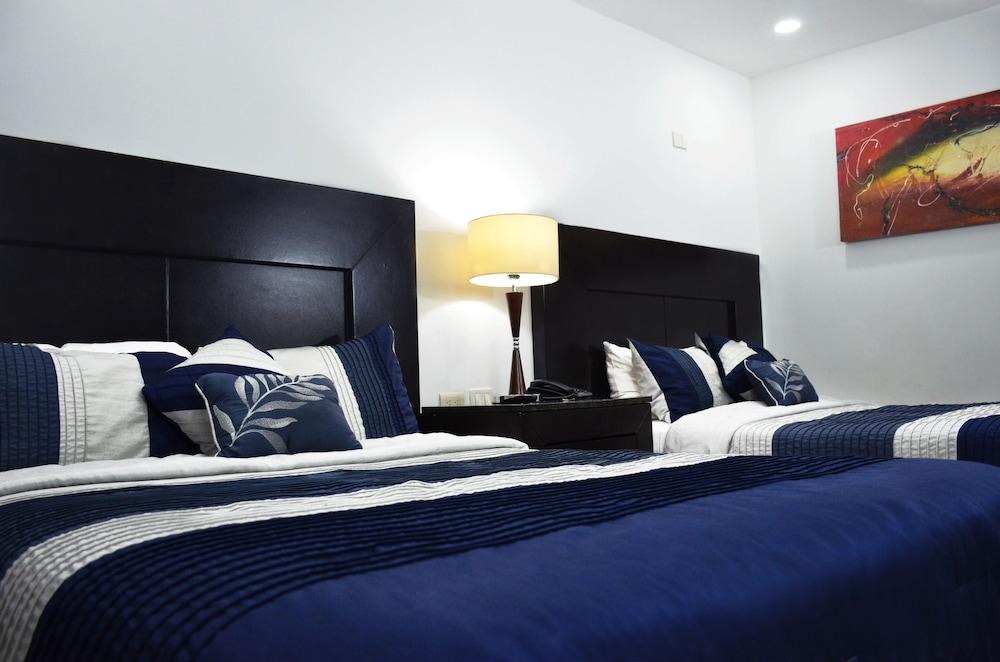Wyndham Garden Mochis Plaza 5*