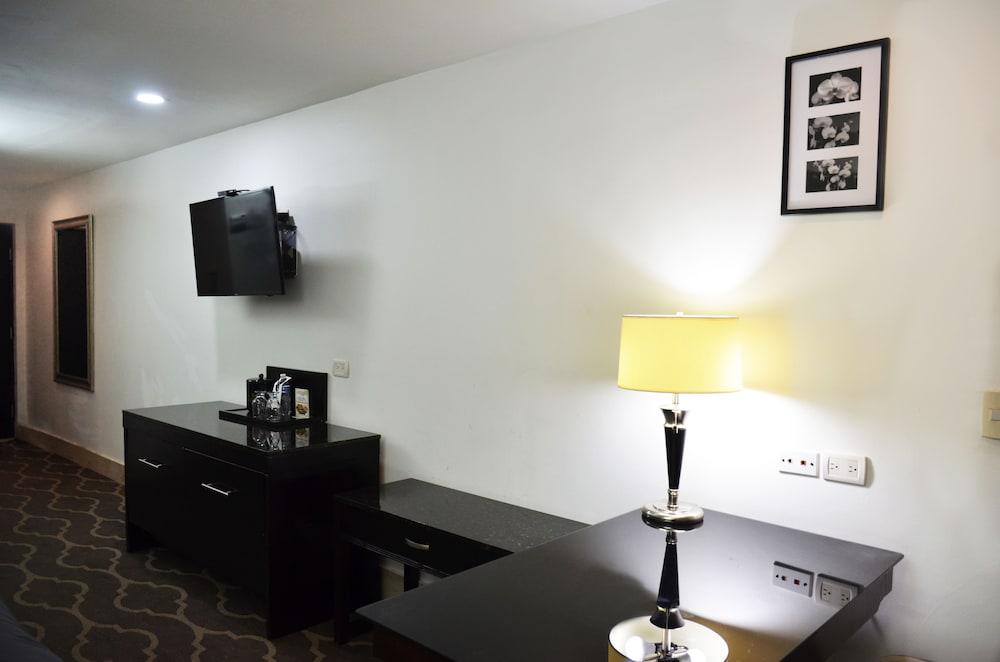 Wyndham Garden Mochis Plaza Hotel