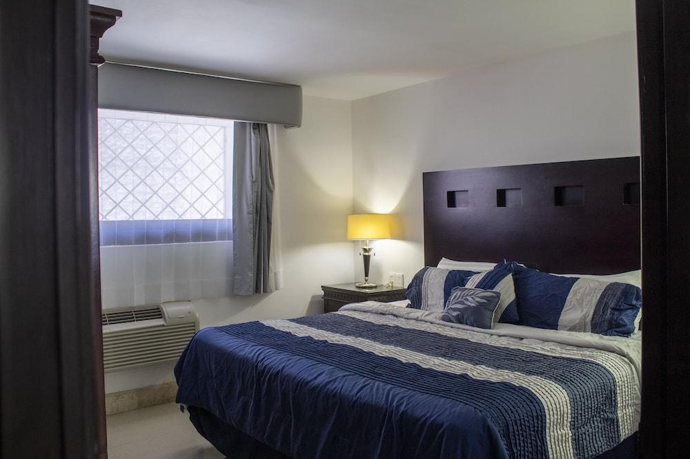 Hotel Wyndham Garden Mochis Plaza 5*