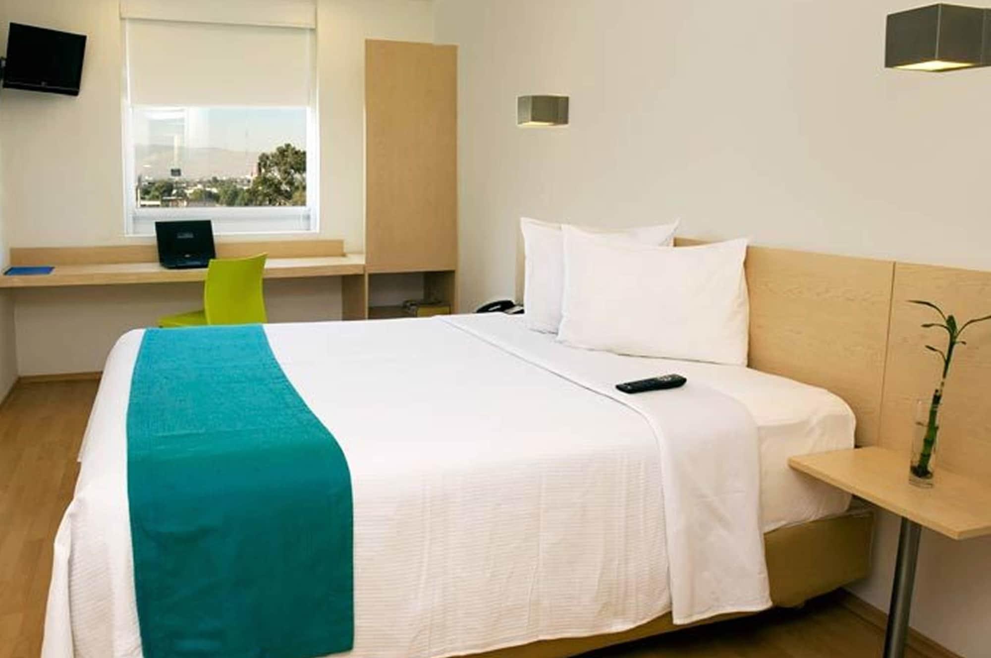 Hotel One Aeropuerto 3*