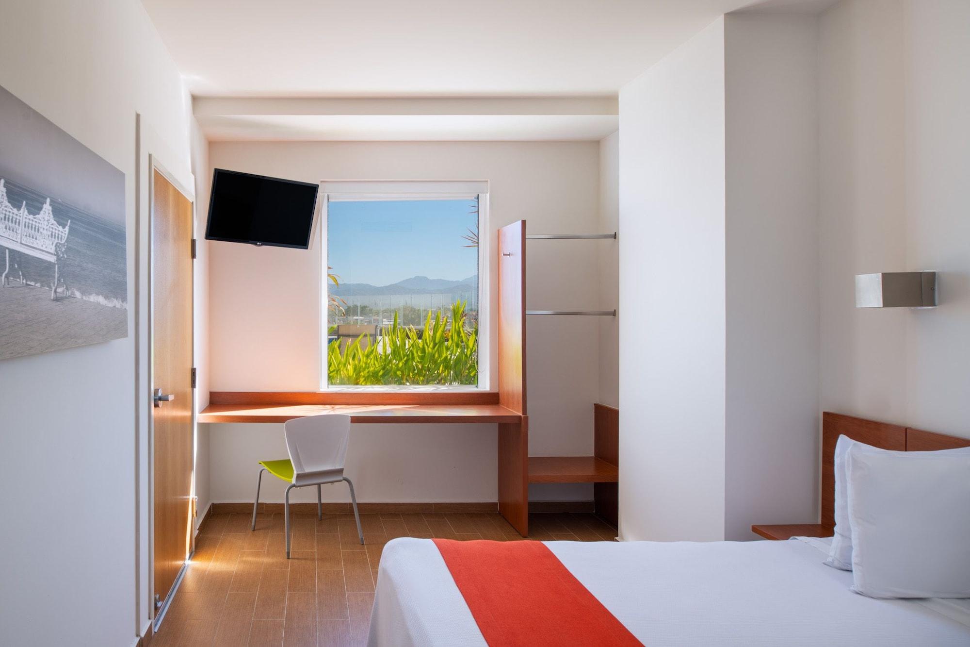 One Aeropuerto Hotel 3*