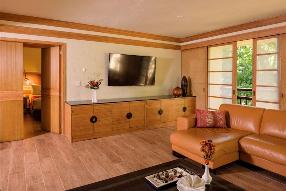 Hotel Grand Fiesta Americana Sumiya