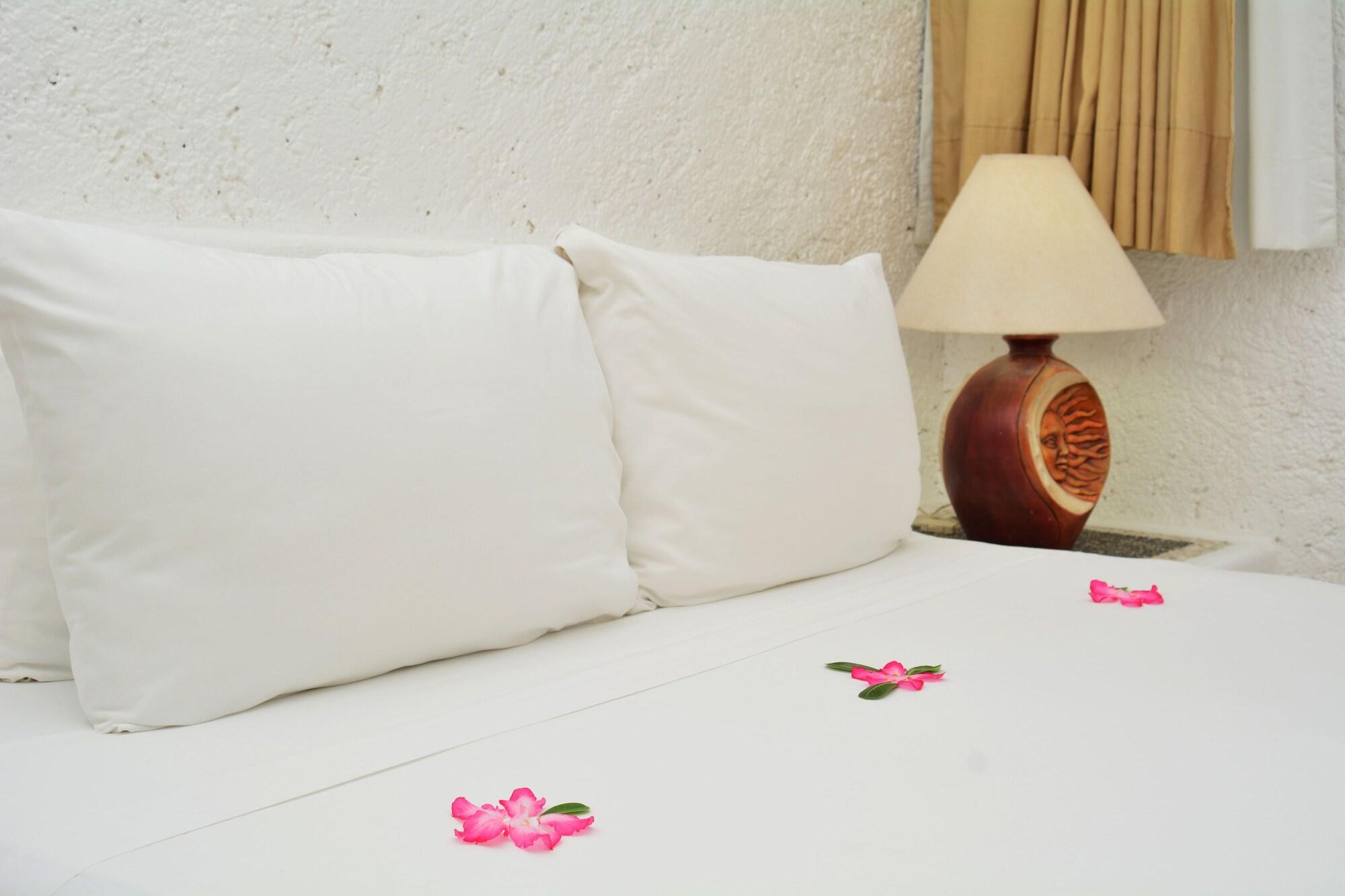 Pacifica Ixtapa Hotel