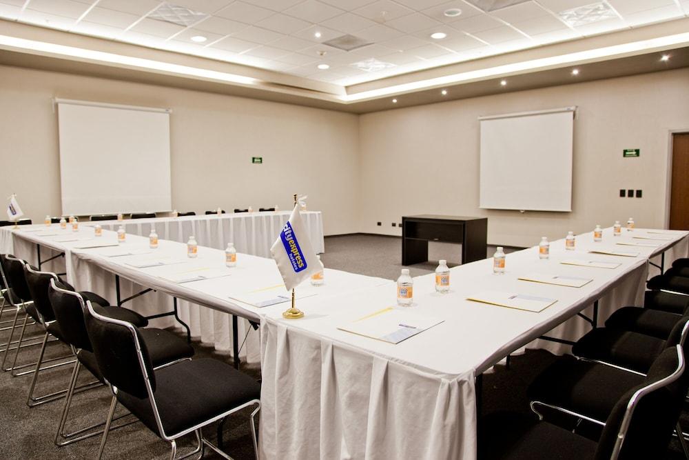 Express By Marriott Paraiso