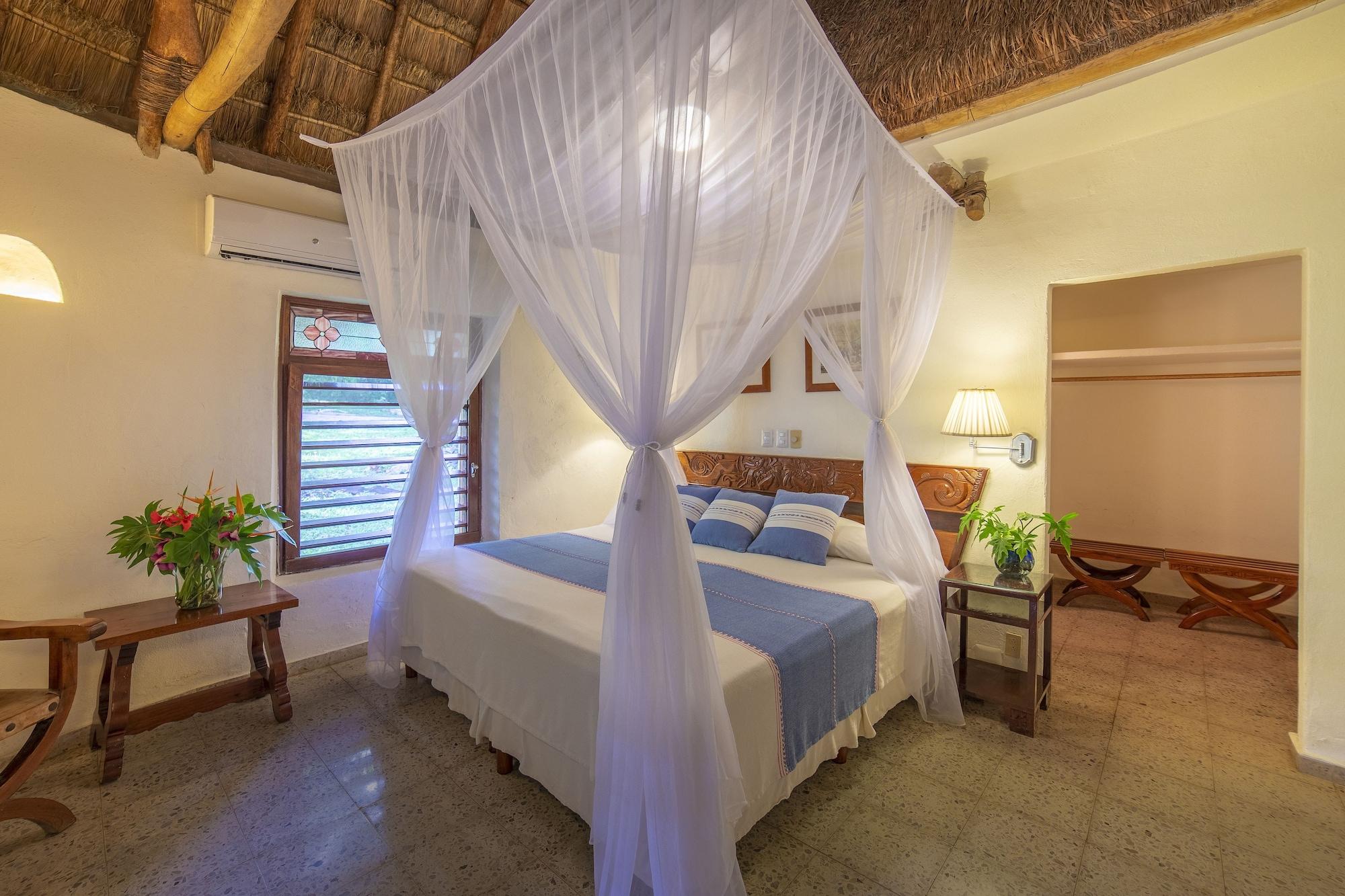 Mayaland & Hotel 4*