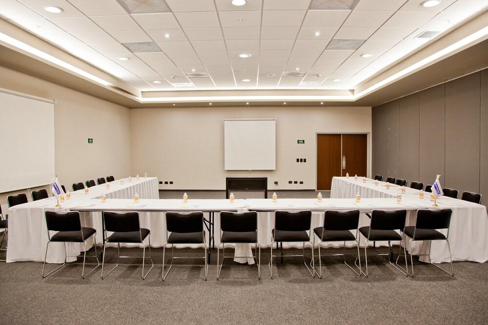Express By Marriott Paraiso