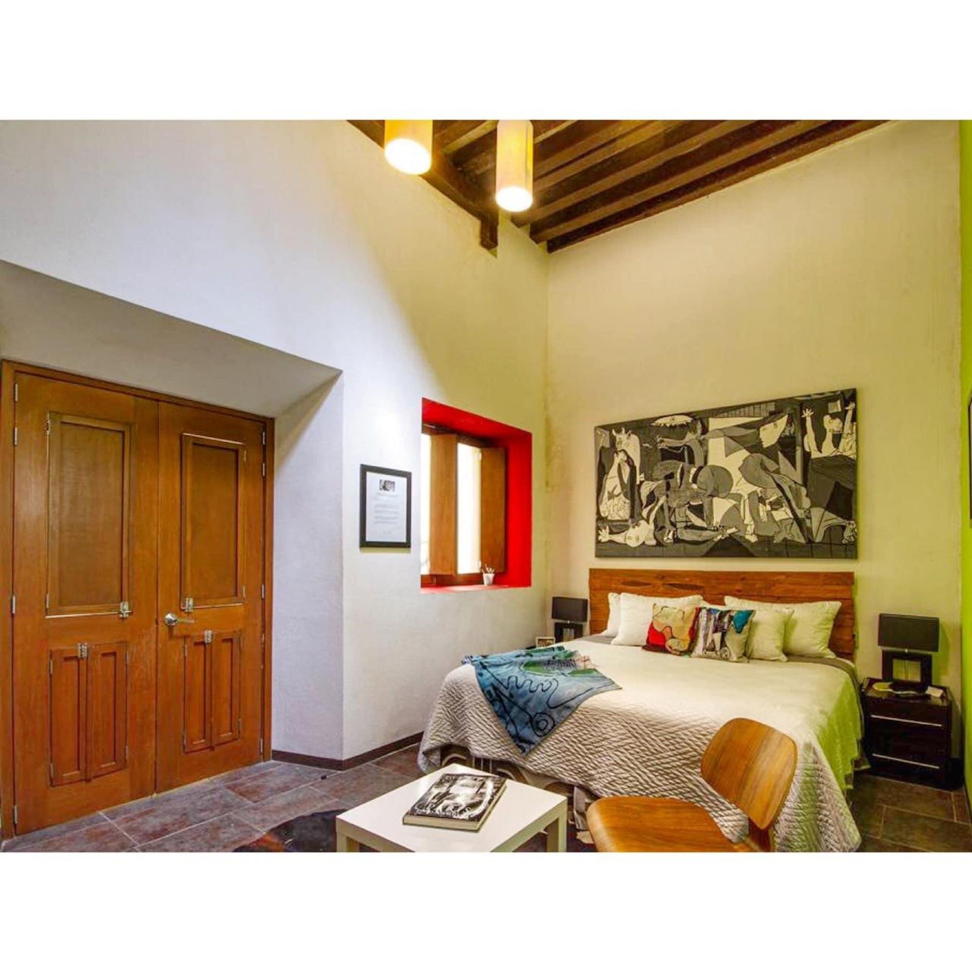 Monte Boutique & Galeria 5* Leon