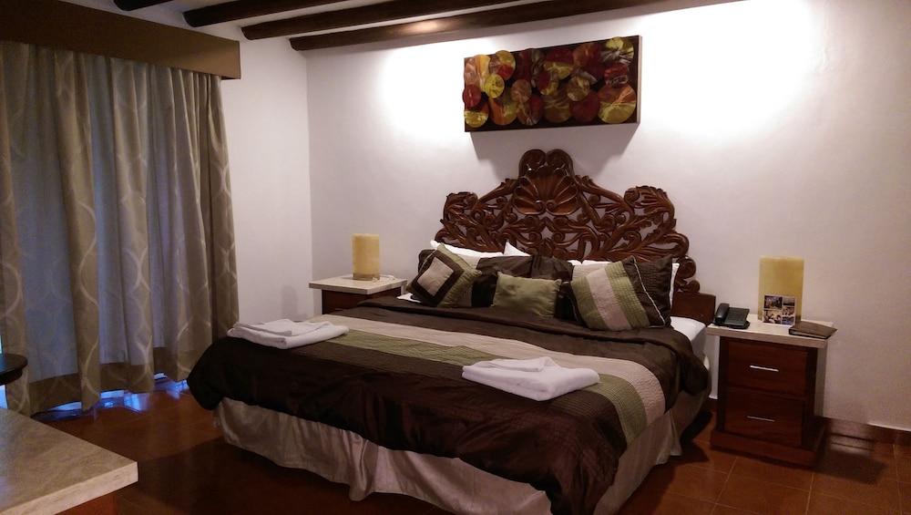 Hotel Ecotel Quinta Regia 5*
