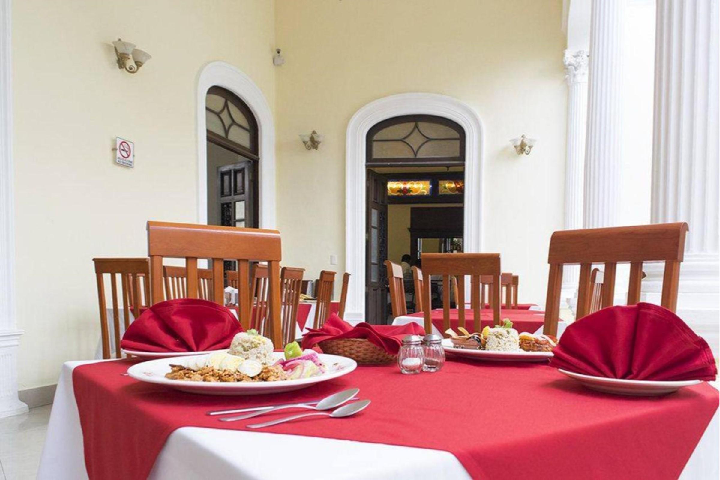 Gran Real Yucatan Hotel 5*