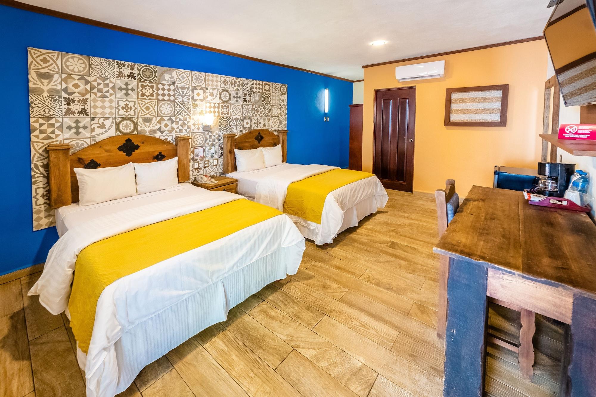 Hacienda Aeropuerto Hotel 4*