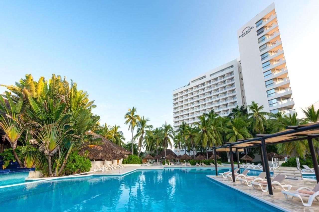 Park Royal Ixtapa Resort