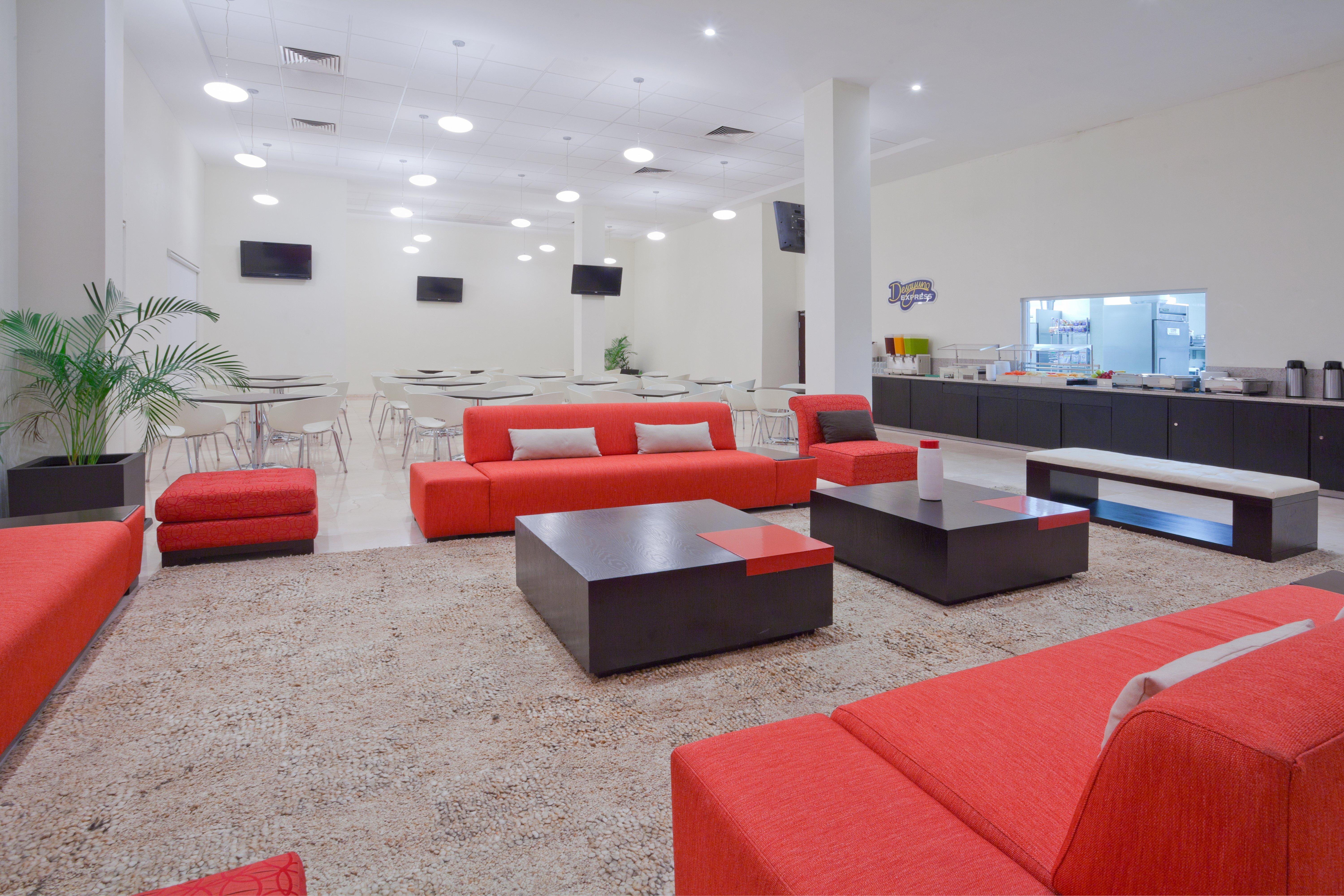 Express By Ihg 4*