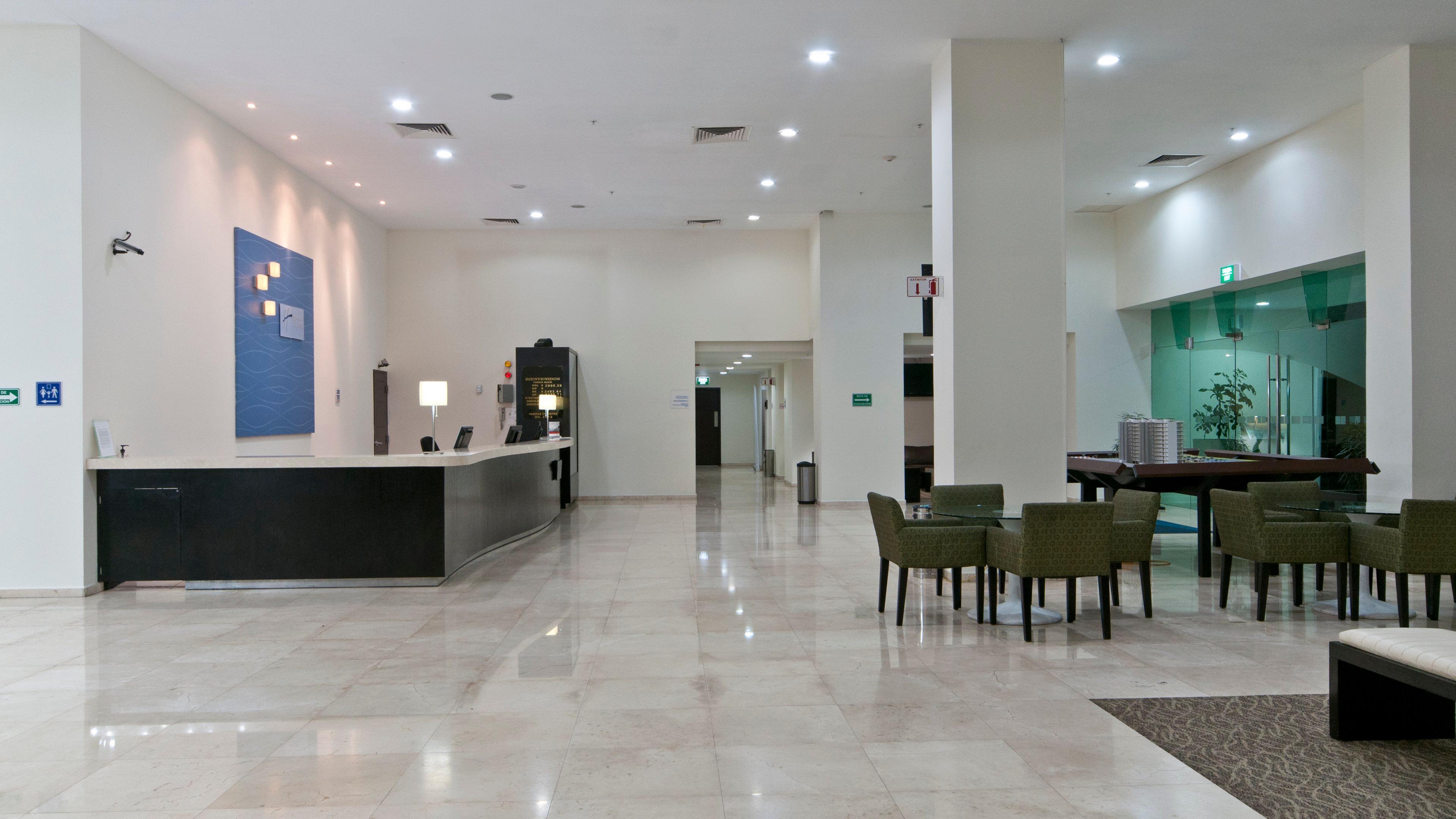Express By Ihg 4*