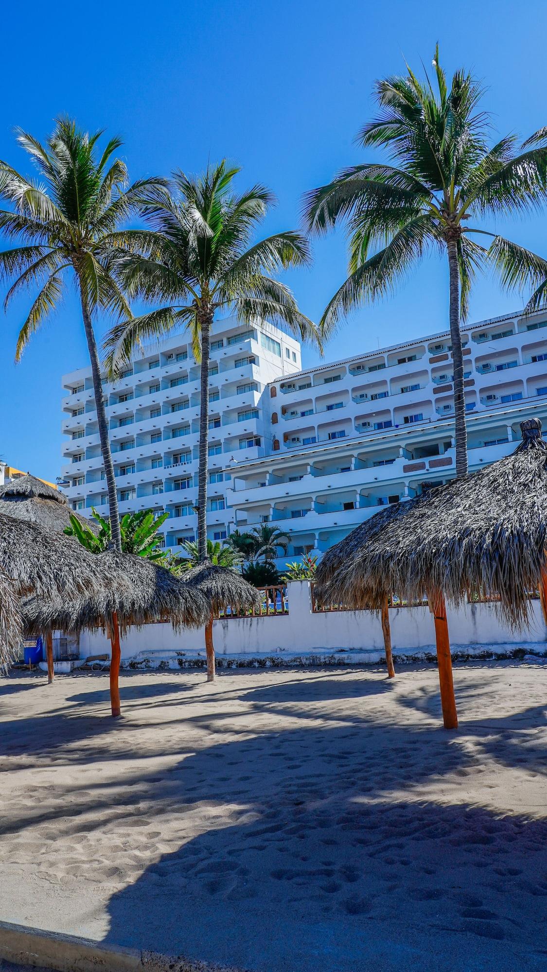 Hotel Tropicana 3*