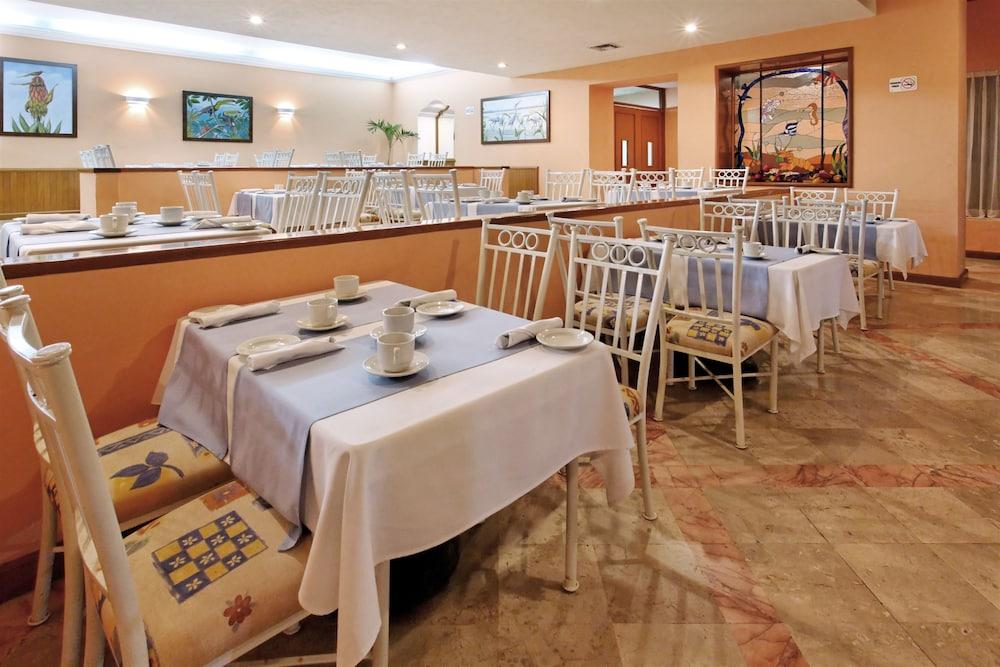 The Palms Of 4* Mazatlan