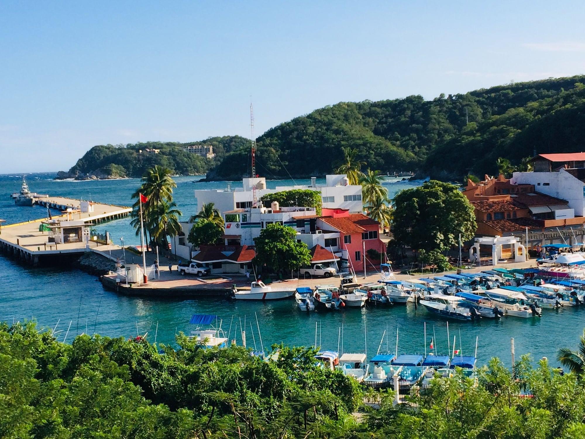 Marina & Club Santa Cruz Huatulco