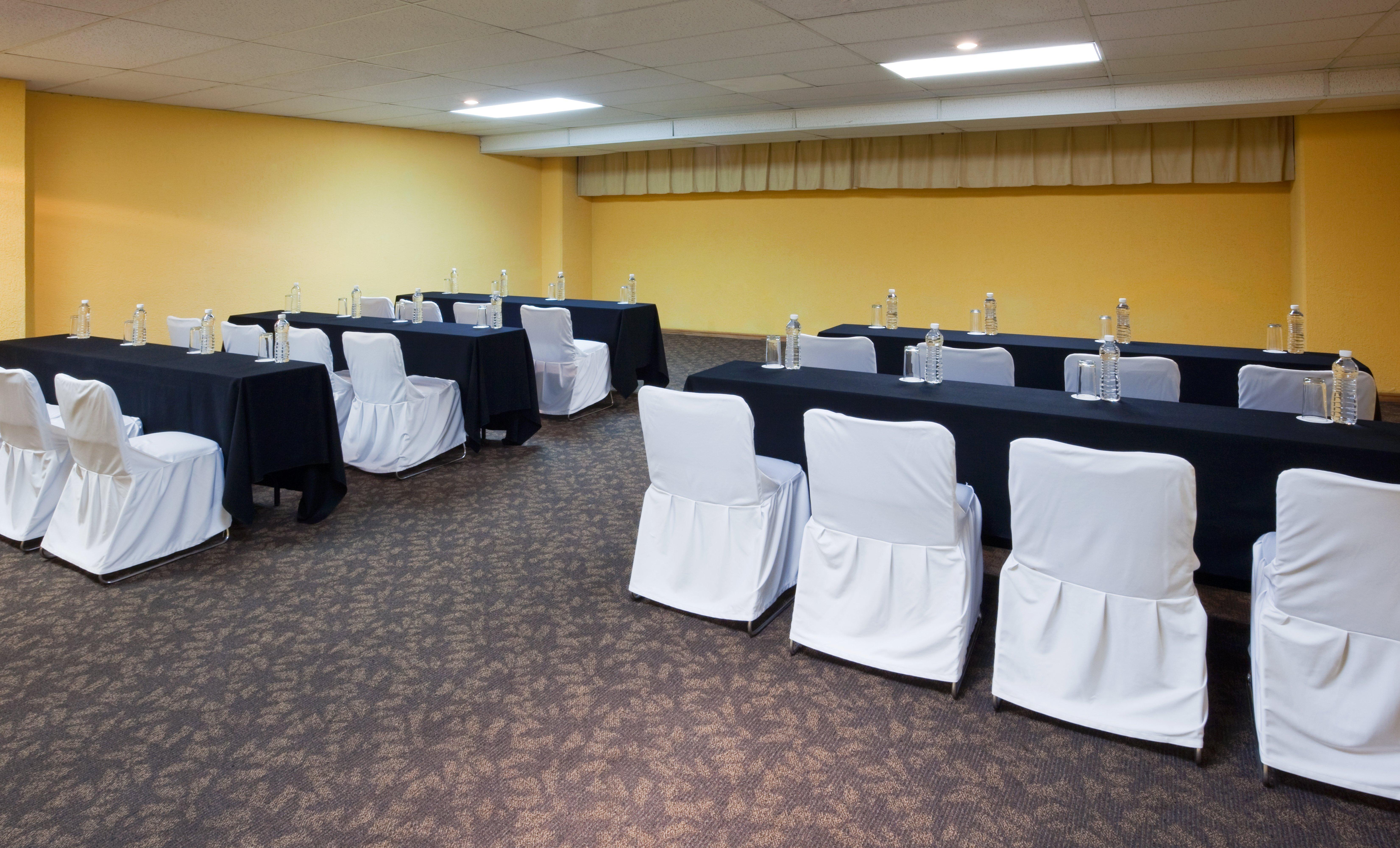 Hotel Zona Diamante By Ihg Queretaro